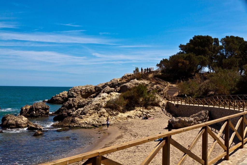 Apartamento Pie De Playa-Wifi Free L'Escala Exterior foto